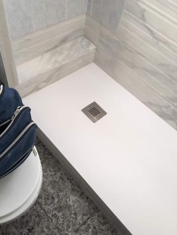 Cambio de bañera por plato de ducha en vivienda del centro de Reus.